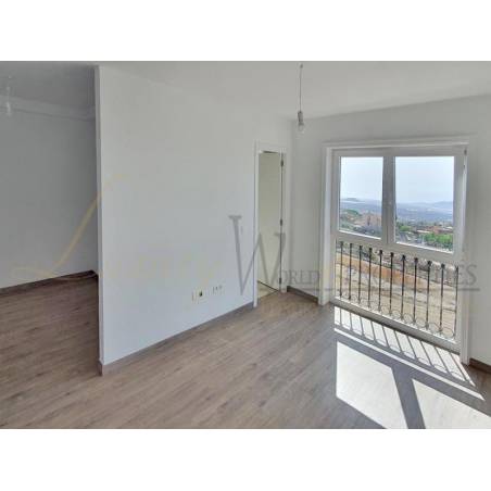 Sprzedaż - Nieruchomości - Dom / Apartament - Calle la Calzada 1