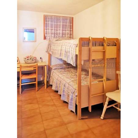 Sprzedaż - Nieruchomości - Dom / Apartament - Avenida de Colón 1