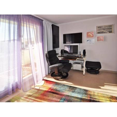 Sprzedaż - Nieruchomości - Dom / Apartament - Calle Beirut 2